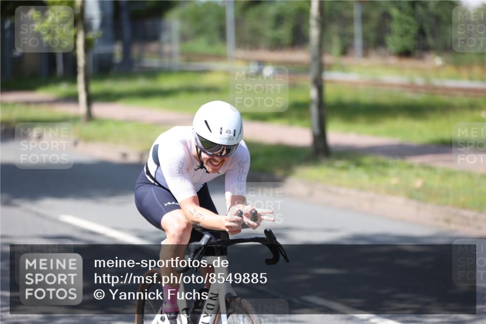 10.08.2025 - GEWOBA Citytriathlon Bremen Yannick Fuchs http://msf.ph/oto/8549885 10.08.2025 14:09:37 Radfahren 49 meine-sportfotos.de