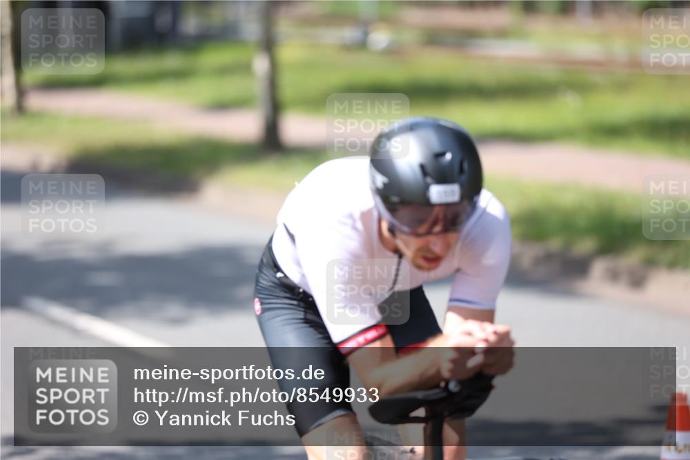 10.08.2025 - GEWOBA Citytriathlon Bremen Yannick Fuchs http://msf.ph/oto/8549933 10.08.2025 14:10:06 Radfahren 159, 167 meine-sportfotos.de