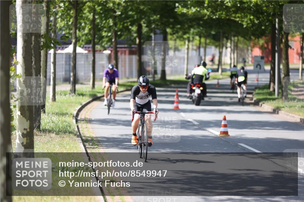 10.08.2025 - GEWOBA Citytriathlon Bremen Yannick Fuchs http://msf.ph/oto/8549947 10.08.2025 14:11:28 Radfahren 70, 161 meine-sportfotos.de