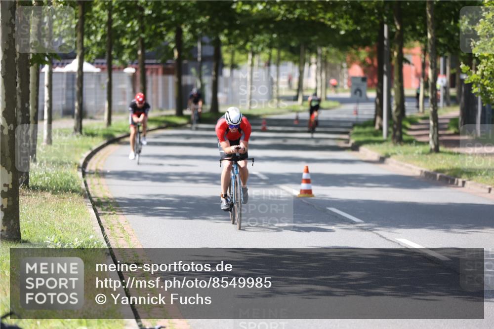 10.08.2025 - GEWOBA Citytriathlon Bremen Yannick Fuchs http://msf.ph/oto/8549985 10.08.2025 14:11:54 Radfahren 12, 156, 168 meine-sportfotos.de