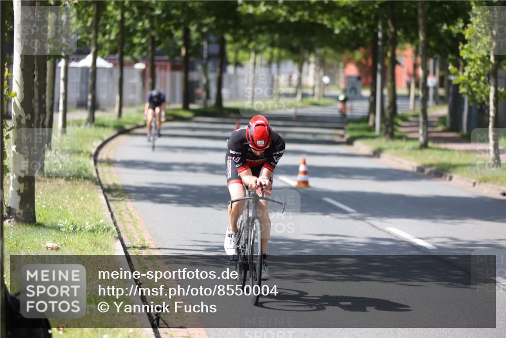 10.08.2025 - GEWOBA Citytriathlon Bremen Yannick Fuchs http://msf.ph/oto/8550004 10.08.2025 14:11:57 Radfahren 12, 156, 168 meine-sportfotos.de