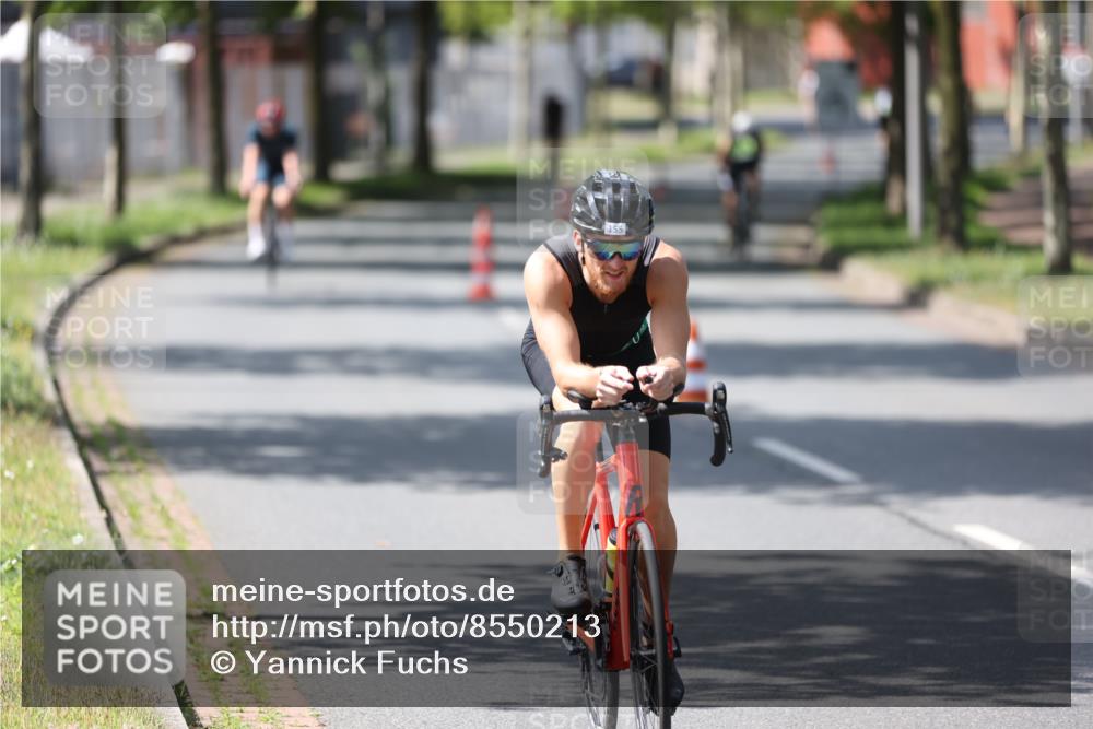 10.08.2025 - GEWOBA Citytriathlon Bremen Yannick Fuchs http://msf.ph/oto/8550213 10.08.2025 14:12:44 Radfahren 66, 117, 148, 155 meine-sportfotos.de