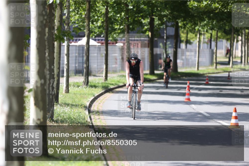 10.08.2025 - GEWOBA Citytriathlon Bremen Yannick Fuchs http://msf.ph/oto/8550305 10.08.2025 14:13:01 Radfahren 8, 95, 107, 148 meine-sportfotos.de