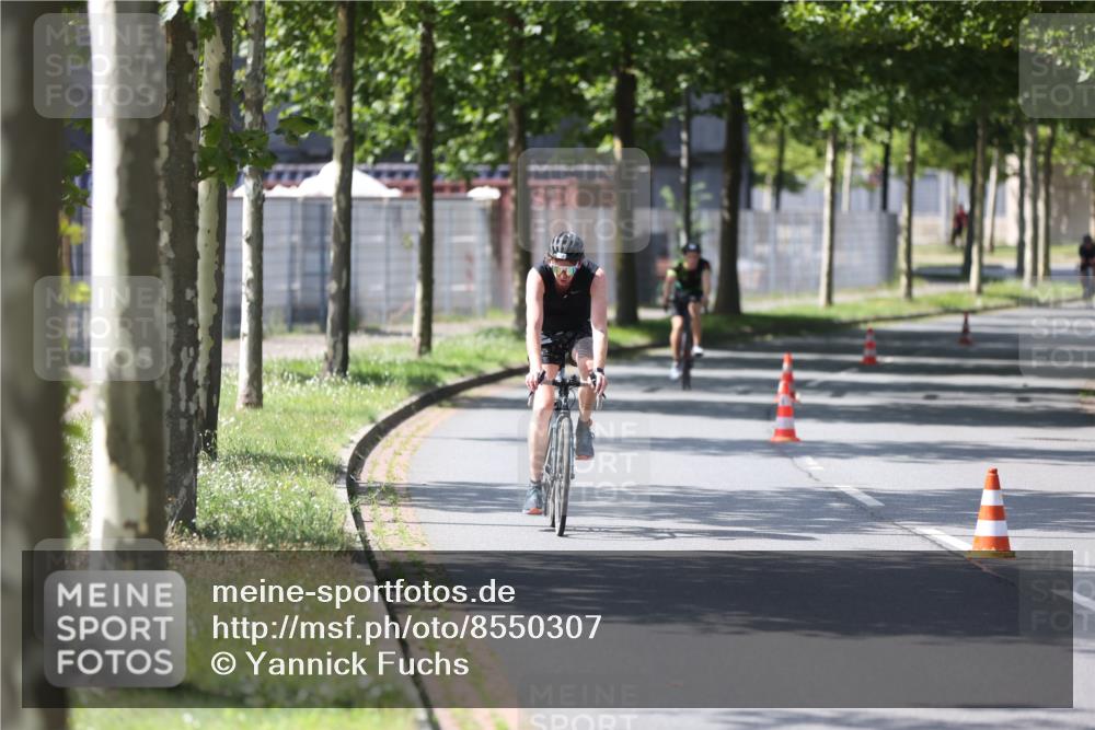 10.08.2025 - GEWOBA Citytriathlon Bremen Yannick Fuchs http://msf.ph/oto/8550307 10.08.2025 14:13:01 Radfahren 8, 95, 107, 148 meine-sportfotos.de