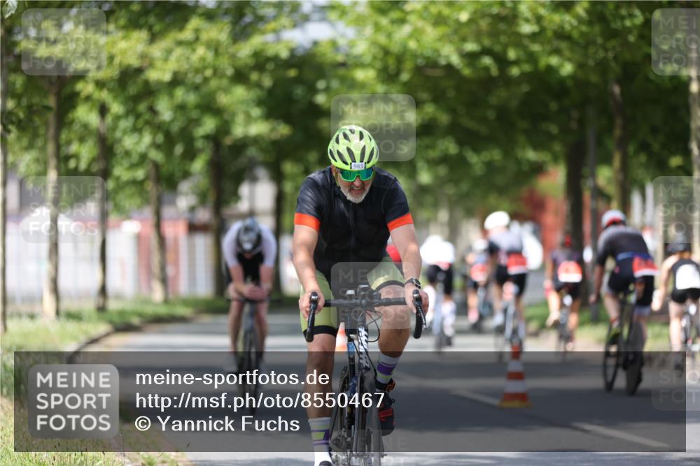 10.08.2025 - GEWOBA Citytriathlon Bremen Yannick Fuchs http://msf.ph/oto/8550467 10.08.2025 12:23:39 Radfahren 696, 746, 754, 797, 802, 831, 945, 983 meine-sportfotos.de