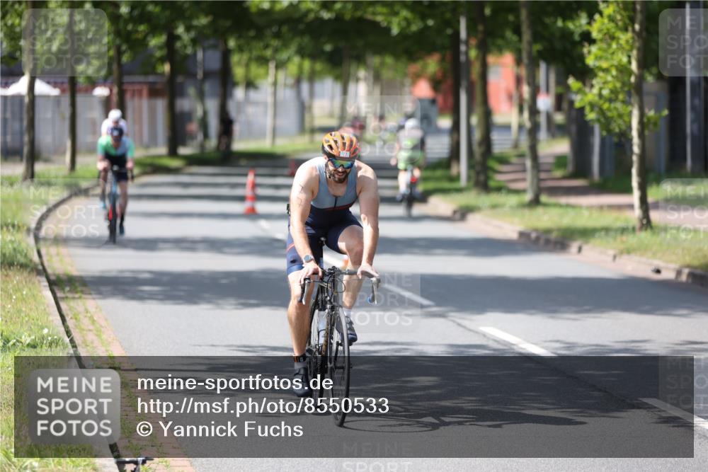 10.08.2025 - GEWOBA Citytriathlon Bremen Yannick Fuchs http://msf.ph/oto/8550533 10.08.2025 14:14:35 Radfahren 68, 77, 93, 105, 113, 122, 143 meine-sportfotos.de