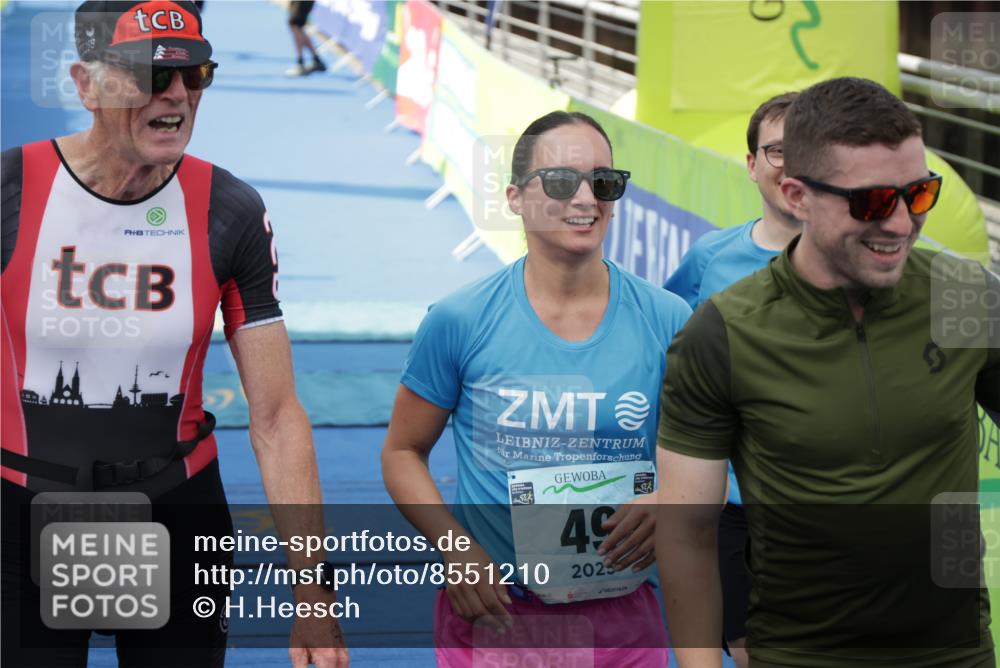 10.08.2025 - GEWOBA Citytriathlon Bremen H.Heesch http://msf.ph/oto/8551210 10.08.2025 11:43:12 Ziel 49, 169, 229, 354, 506 meine-sportfotos.de