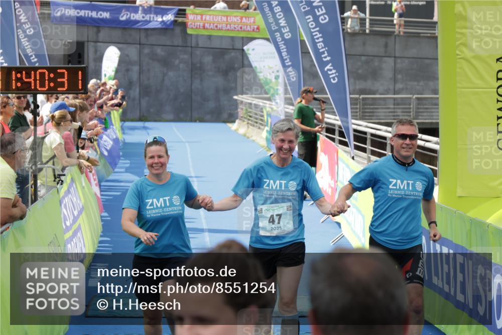 10.08.2025 - GEWOBA Citytriathlon Bremen H.Heesch http://msf.ph/oto/8551254 10.08.2025 11:44:13 Ziel 47 meine-sportfotos.de