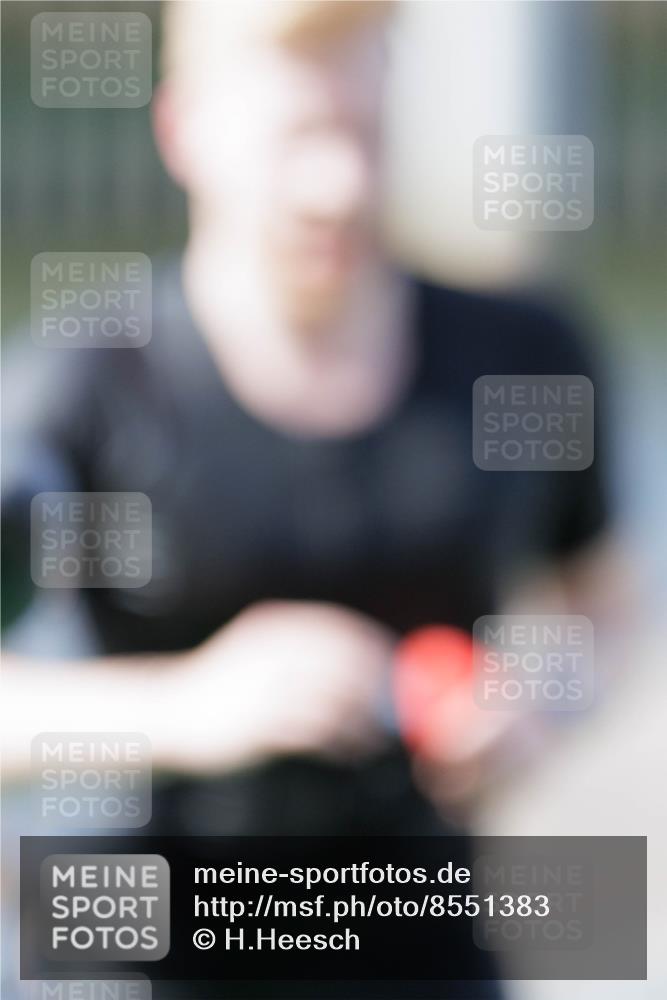 10.08.2025 - GEWOBA Citytriathlon Bremen H.Heesch http://msf.ph/oto/8551383 10.08.2025 10:22:04 Schwimmen 356, 358, 379, 393, 413, 444 meine-sportfotos.de