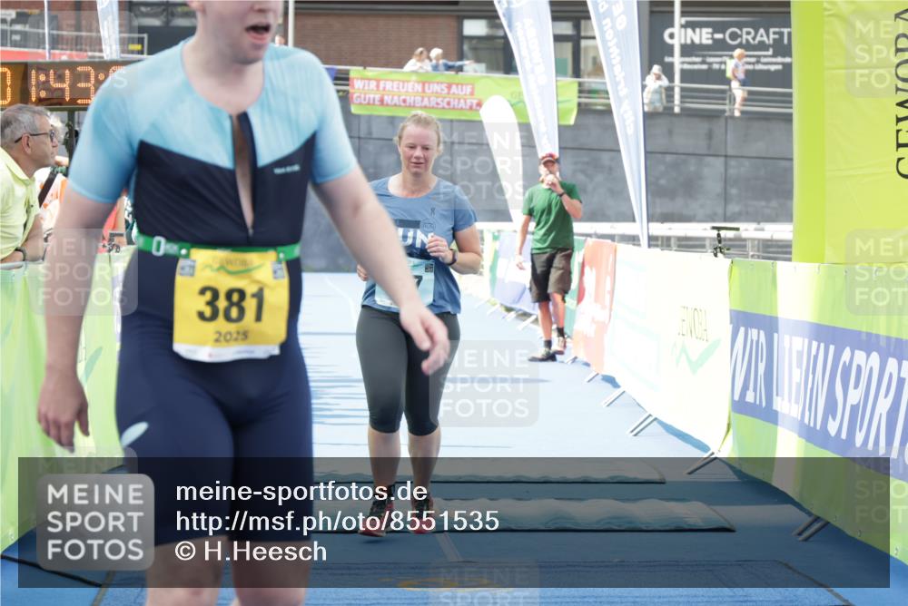 10.08.2025 - GEWOBA Citytriathlon Bremen H.Heesch http://msf.ph/oto/8551535 10.08.2025 11:46:42 Ziel 107, 381 meine-sportfotos.de
