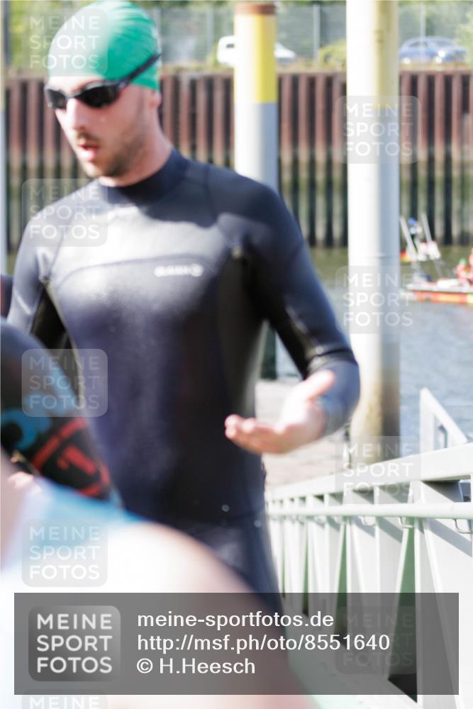 10.08.2025 - GEWOBA Citytriathlon Bremen H.Heesch http://msf.ph/oto/8551640 10.08.2025 10:24:31 Schwimmen 43, 81, 161, 181, 443 meine-sportfotos.de