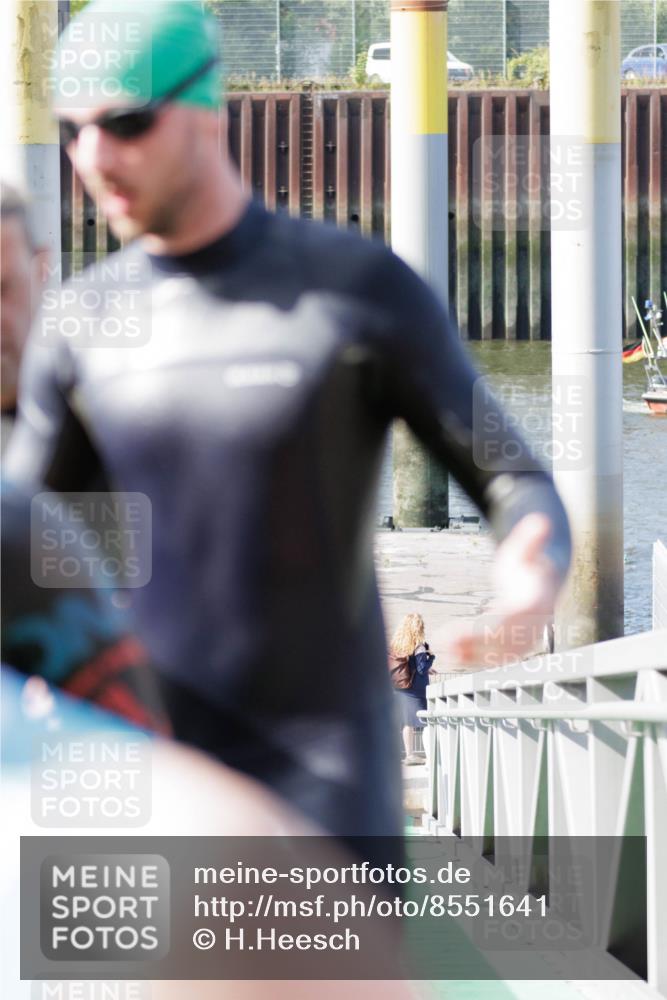 10.08.2025 - GEWOBA Citytriathlon Bremen H.Heesch http://msf.ph/oto/8551641 10.08.2025 10:24:32 Schwimmen 43, 81, 151, 161, 181, 443 meine-sportfotos.de