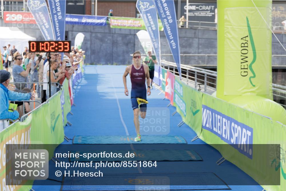 10.08.2025 - GEWOBA Citytriathlon Bremen H.Heesch http://msf.ph/oto/8551864 10.08.2025 11:06:15 Ziel 391 meine-sportfotos.de