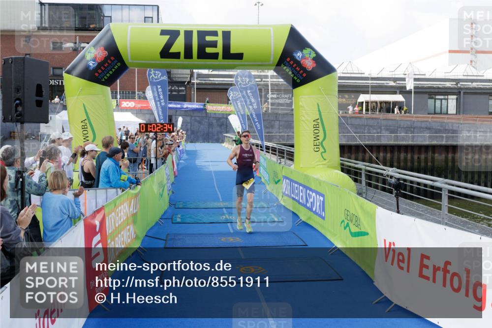 10.08.2025 - GEWOBA Citytriathlon Bremen H.Heesch http://msf.ph/oto/8551911 10.08.2025 11:06:16 Ziel 391 meine-sportfotos.de