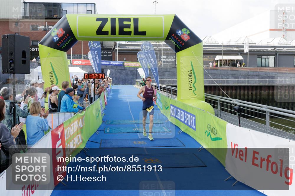 10.08.2025 - GEWOBA Citytriathlon Bremen H.Heesch http://msf.ph/oto/8551913 10.08.2025 11:06:16 Ziel 391 meine-sportfotos.de