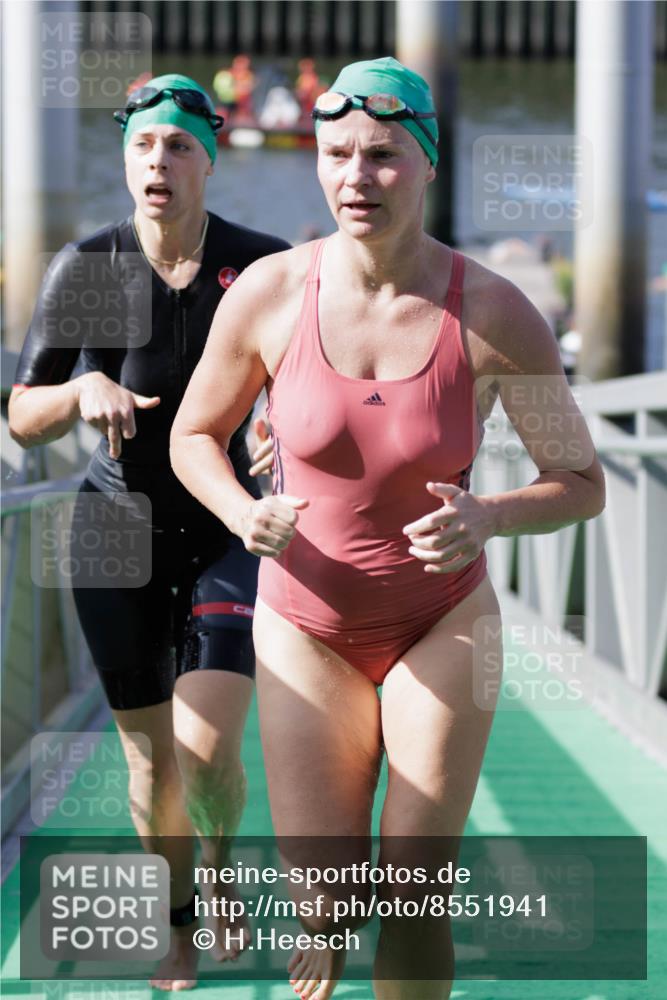 10.08.2025 - GEWOBA Citytriathlon Bremen H.Heesch http://msf.ph/oto/8551941 10.08.2025 10:26:31 Schwimmen 63, 91, 111, 113 meine-sportfotos.de