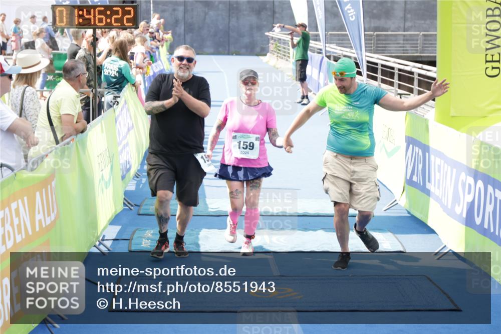 10.08.2025 - GEWOBA Citytriathlon Bremen H.Heesch http://msf.ph/oto/8551943 10.08.2025 11:50:04 Ziel 159 meine-sportfotos.de