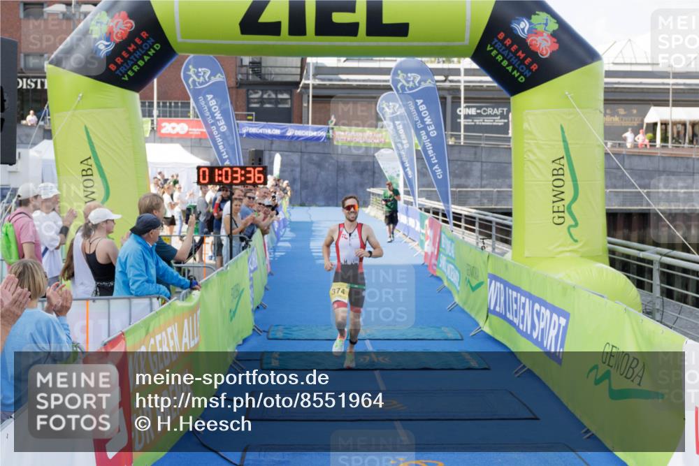 10.08.2025 - GEWOBA Citytriathlon Bremen H.Heesch http://msf.ph/oto/8551964 10.08.2025 11:07:18 Ziel 374 meine-sportfotos.de