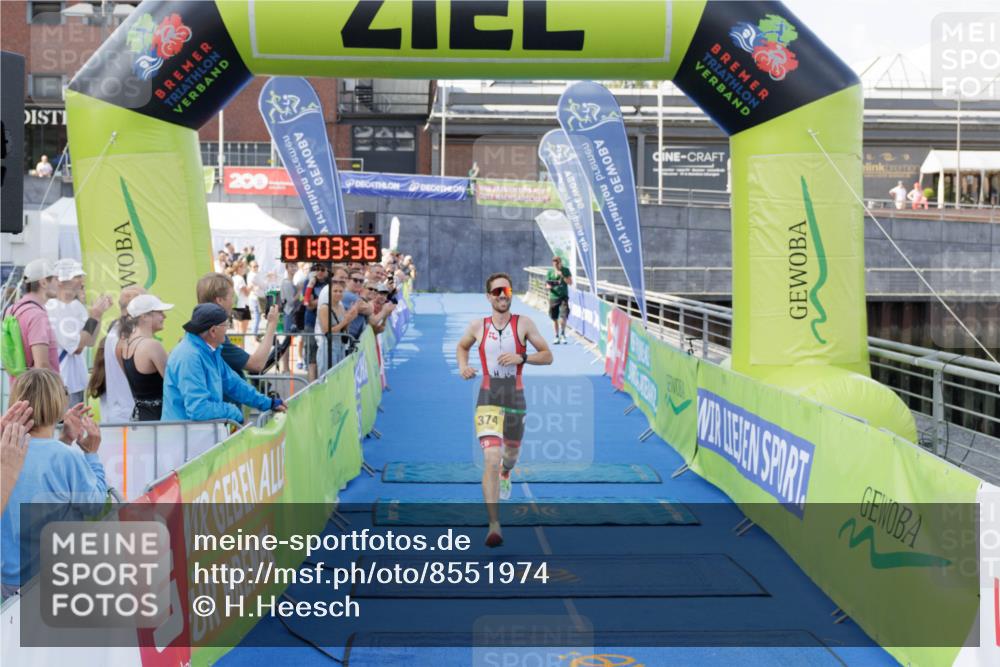 10.08.2025 - GEWOBA Citytriathlon Bremen H.Heesch http://msf.ph/oto/8551974 10.08.2025 11:07:18 Ziel 374 meine-sportfotos.de