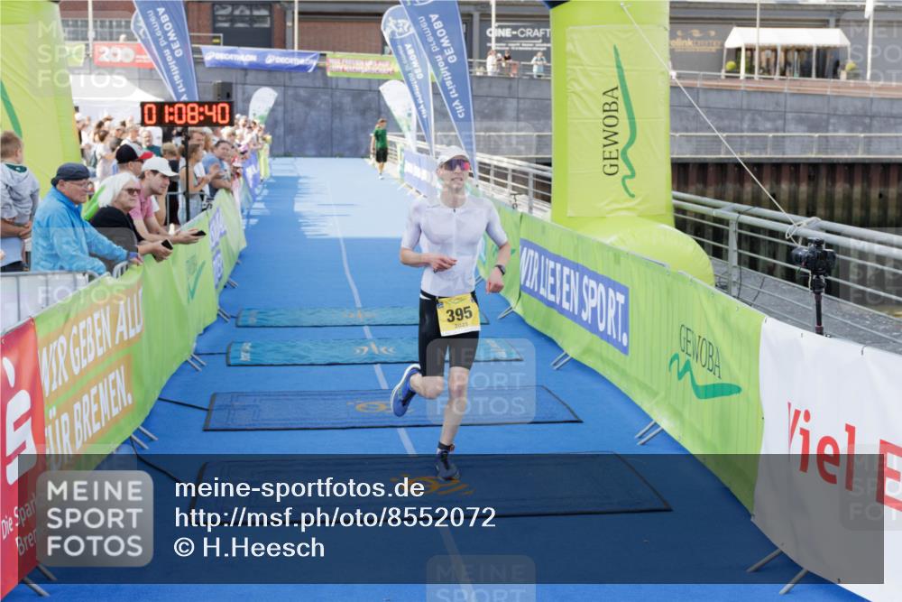 10.08.2025 - GEWOBA Citytriathlon Bremen H.Heesch http://msf.ph/oto/8552072 10.08.2025 11:12:21 Ziel 395 meine-sportfotos.de