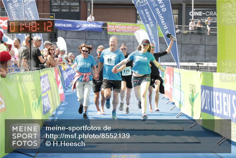 10.08.2025 - GEWOBA Citytriathlon Bremen H.Heesch http://msf.ph/oto/8552139 10.08.2025 11:51:54 Ziel 51, 175 meine-sportfotos.de
