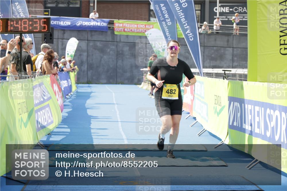 10.08.2025 - GEWOBA Citytriathlon Bremen H.Heesch http://msf.ph/oto/8552205 10.08.2025 11:52:16 Ziel 482 meine-sportfotos.de