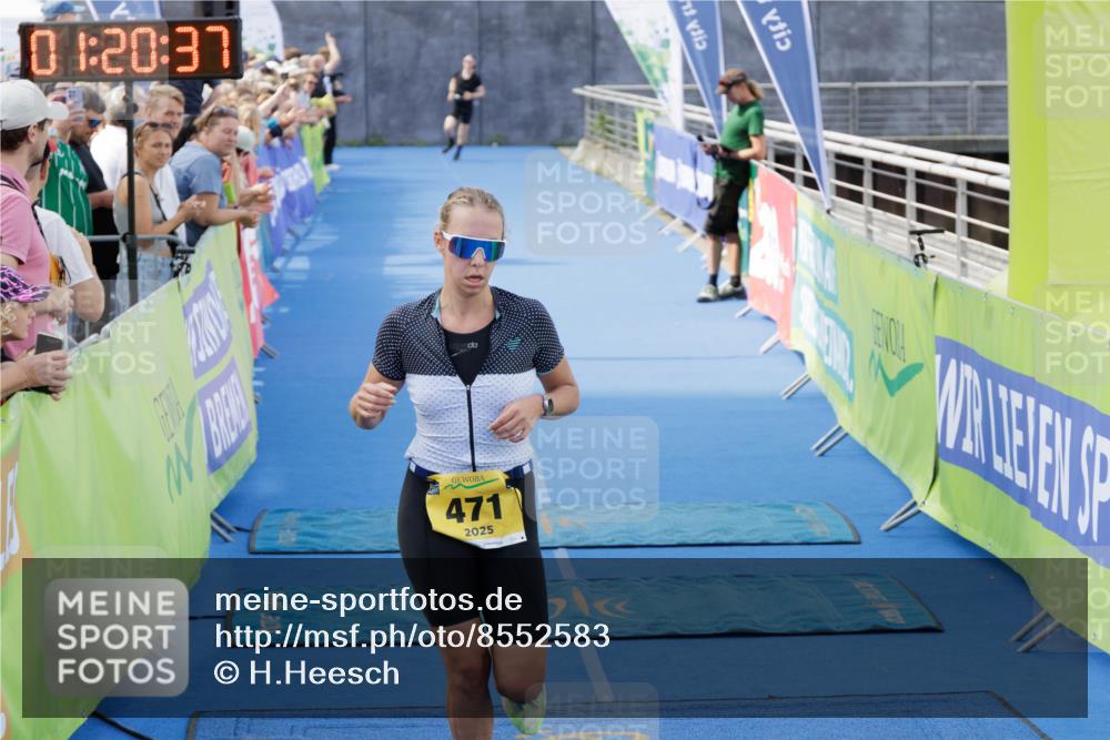 10.08.2025 - GEWOBA Citytriathlon Bremen H.Heesch http://msf.ph/oto/8552583 10.08.2025 11:24:18 Ziel 471 meine-sportfotos.de