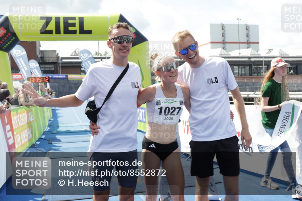 10.08.2025 - GEWOBA Citytriathlon Bremen H.Heesch http://msf.ph/oto/8552872 10.08.2025 13:35:16 Ziel  meine-sportfotos.de