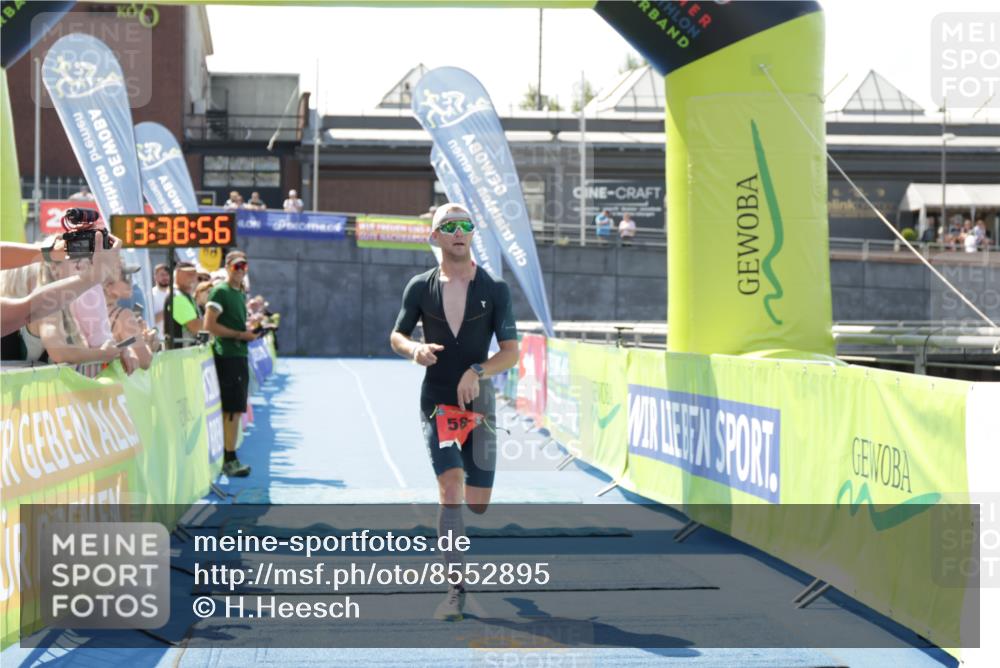 10.08.2025 - GEWOBA Citytriathlon Bremen H.Heesch http://msf.ph/oto/8552895 10.08.2025 13:39:00 Ziel 585 meine-sportfotos.de