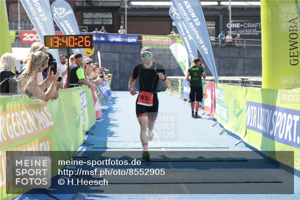 10.08.2025 - GEWOBA Citytriathlon Bremen H.Heesch http://msf.ph/oto/8552905 10.08.2025 13:40:29 Ziel 637 meine-sportfotos.de