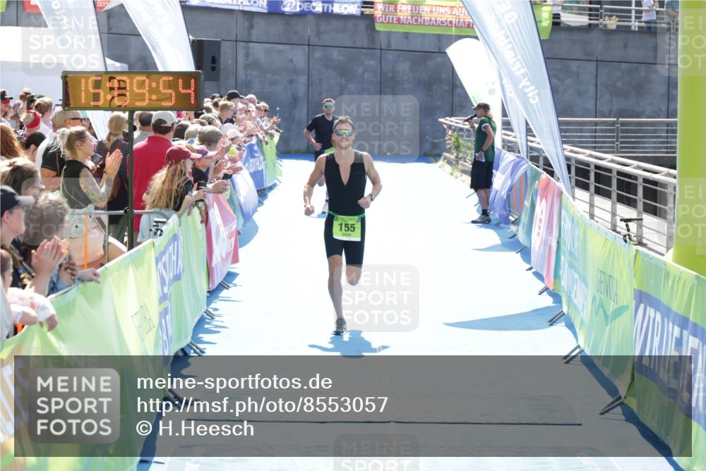 10.08.2025 - GEWOBA Citytriathlon Bremen H.Heesch http://msf.ph/oto/8553057 10.08.2025 15:09:58 Ziel 118, 155 meine-sportfotos.de