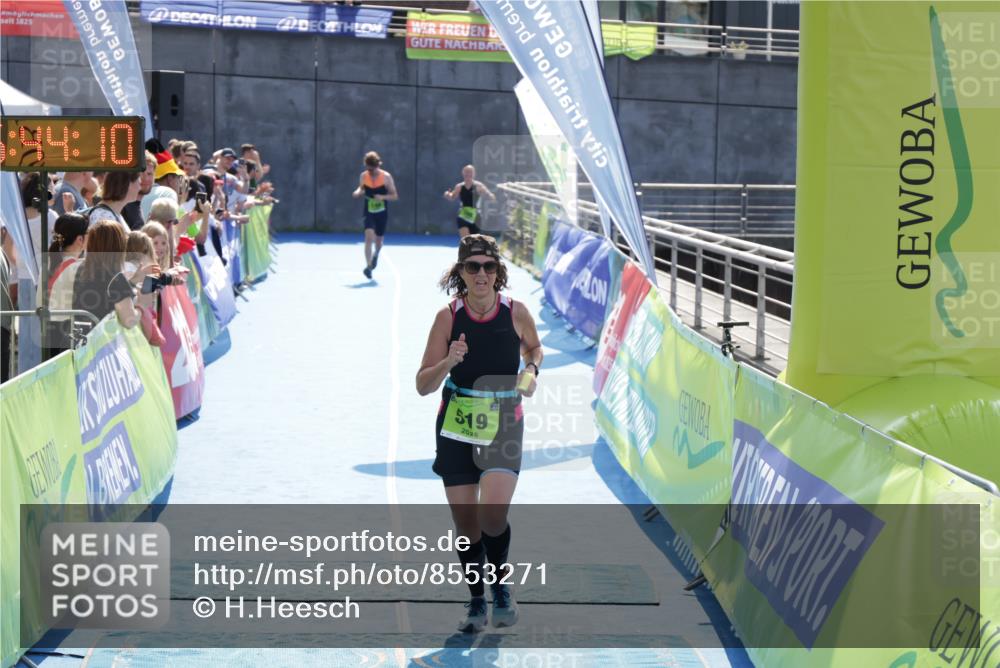 10.08.2025 - GEWOBA Citytriathlon Bremen H.Heesch http://msf.ph/oto/8553271 10.08.2025 15:44:14 Ziel 519 meine-sportfotos.de