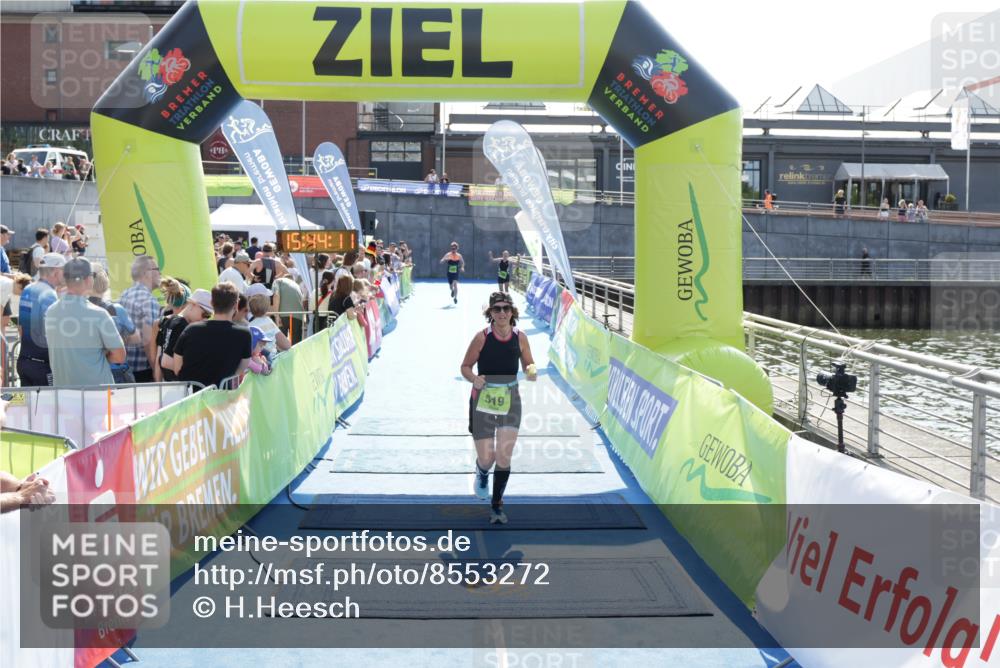 10.08.2025 - GEWOBA Citytriathlon Bremen H.Heesch http://msf.ph/oto/8553272 10.08.2025 15:44:15 Ziel 519 meine-sportfotos.de
