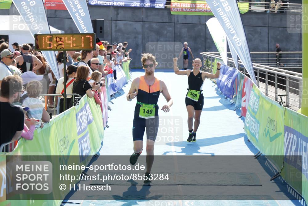 10.08.2025 - GEWOBA Citytriathlon Bremen H.Heesch http://msf.ph/oto/8553284 10.08.2025 15:44:21 Ziel 149, 398, 519 meine-sportfotos.de