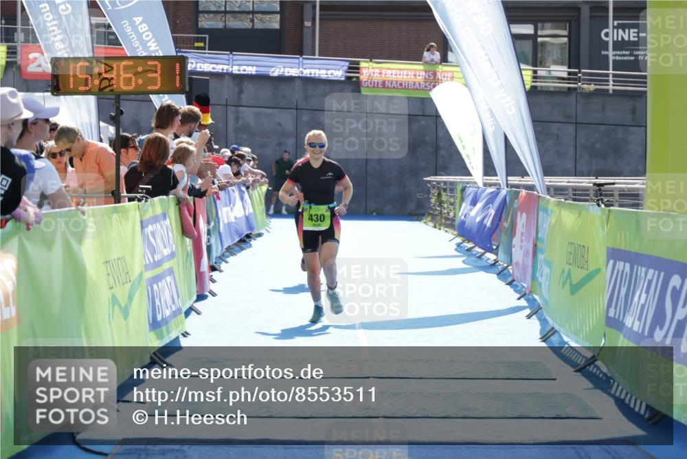 10.08.2025 - GEWOBA Citytriathlon Bremen H.Heesch http://msf.ph/oto/8553511 10.08.2025 15:46:35 Ziel 412, 430 meine-sportfotos.de