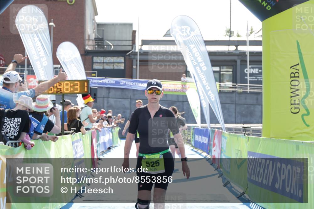 10.08.2025 - GEWOBA Citytriathlon Bremen H.Heesch http://msf.ph/oto/8553856 10.08.2025 15:48:35 Ziel 355 meine-sportfotos.de