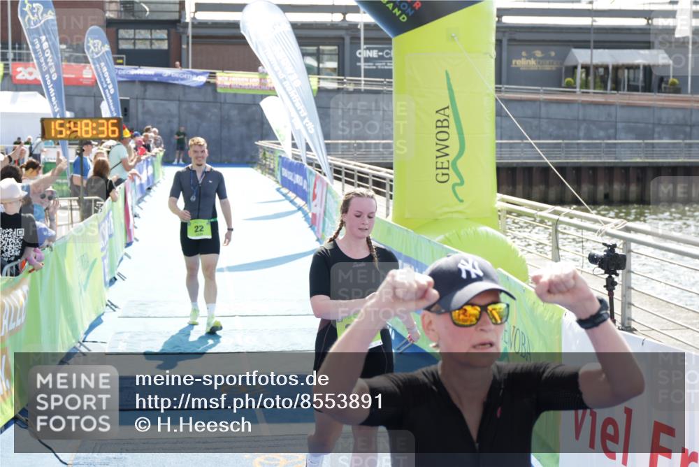 10.08.2025 - GEWOBA Citytriathlon Bremen H.Heesch http://msf.ph/oto/8553891 10.08.2025 15:48:40 Ziel 355 meine-sportfotos.de