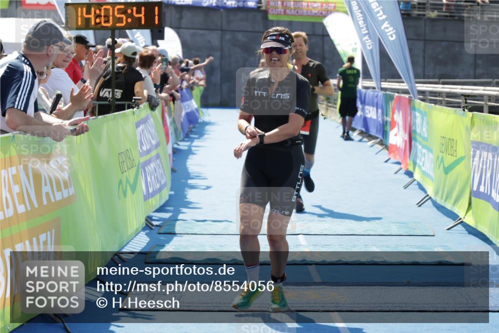 10.08.2025 - GEWOBA Citytriathlon Bremen H.Heesch http://msf.ph/oto/8554056 10.08.2025 14:05:45 Ziel 628, 684, 706, 839, 973 meine-sportfotos.de