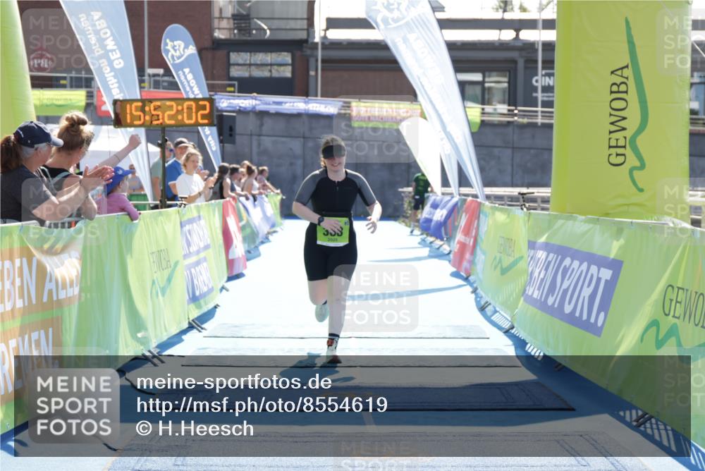 10.08.2025 - GEWOBA Citytriathlon Bremen H.Heesch http://msf.ph/oto/8554619 10.08.2025 15:52:06 Ziel 388 meine-sportfotos.de