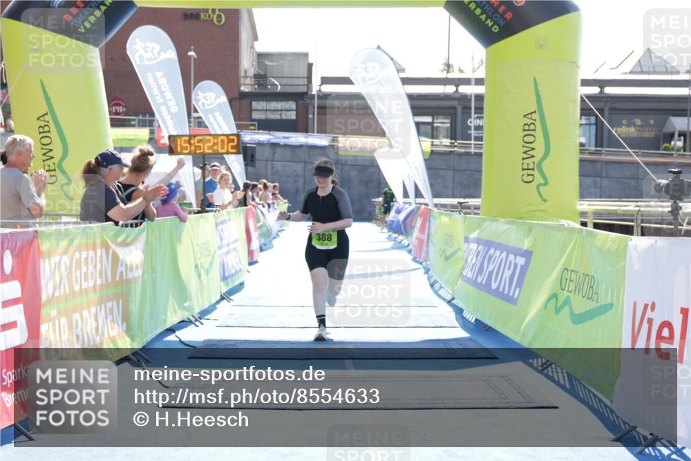 10.08.2025 - GEWOBA Citytriathlon Bremen H.Heesch http://msf.ph/oto/8554633 10.08.2025 15:52:07 Ziel 388 meine-sportfotos.de