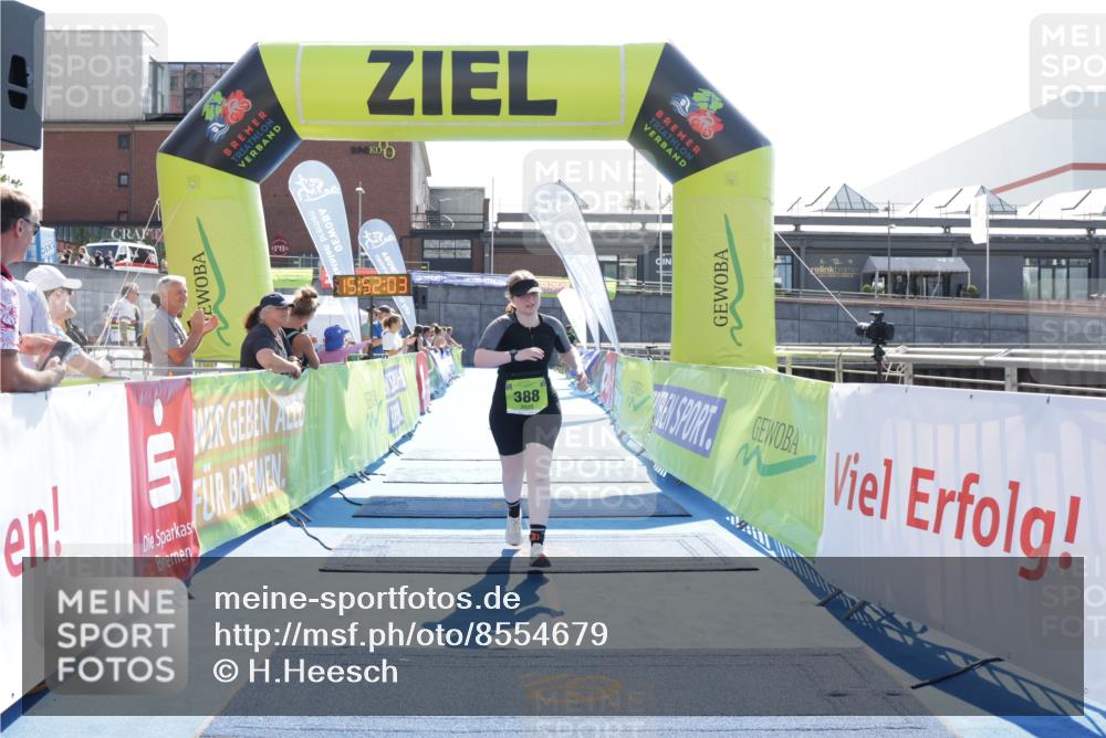 10.08.2025 - GEWOBA Citytriathlon Bremen H.Heesch http://msf.ph/oto/8554679 10.08.2025 15:52:08 Ziel 388 meine-sportfotos.de
