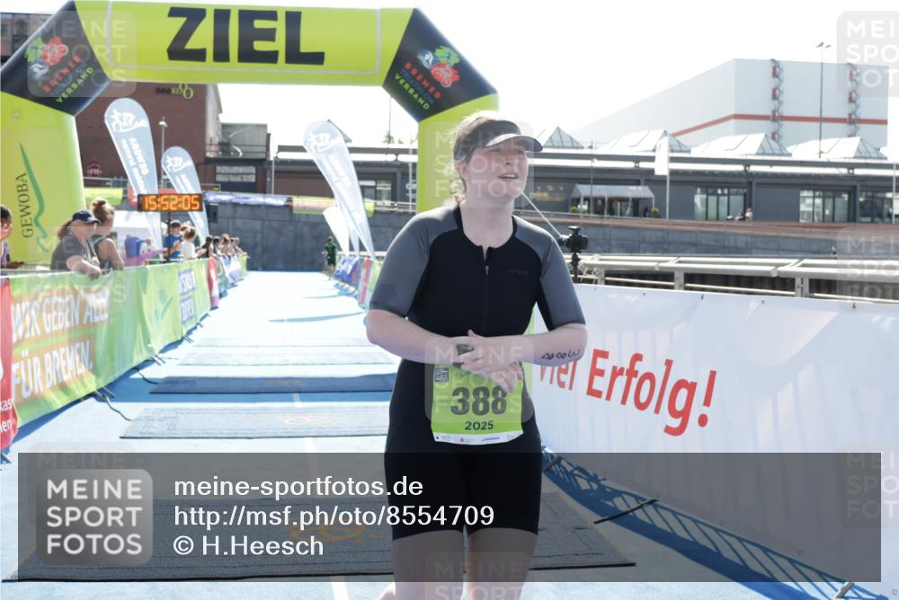 10.08.2025 - GEWOBA Citytriathlon Bremen H.Heesch http://msf.ph/oto/8554709 10.08.2025 15:52:09 Ziel 388 meine-sportfotos.de