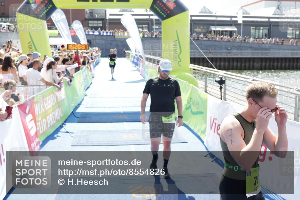 10.08.2025 - GEWOBA Citytriathlon Bremen H.Heesch http://msf.ph/oto/8554826 10.08.2025 15:20:41 Ziel 20, 47, 50, 69, 76 meine-sportfotos.de