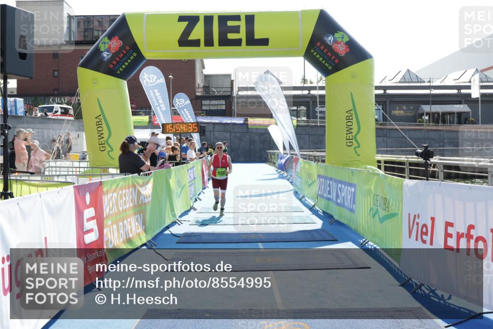 10.08.2025 - GEWOBA Citytriathlon Bremen H.Heesch http://msf.ph/oto/8554995 10.08.2025 15:54:39 Ziel 522 meine-sportfotos.de