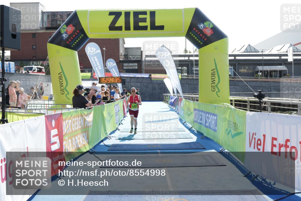 10.08.2025 - GEWOBA Citytriathlon Bremen H.Heesch http://msf.ph/oto/8554998 10.08.2025 15:54:39 Ziel 522 meine-sportfotos.de