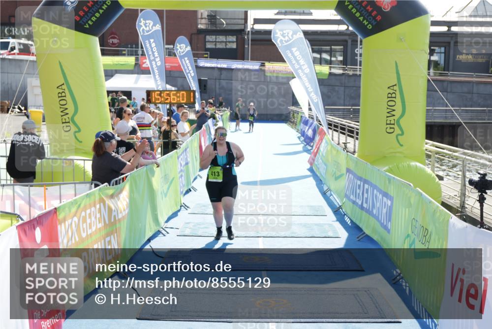 10.08.2025 - GEWOBA Citytriathlon Bremen H.Heesch http://msf.ph/oto/8555129 10.08.2025 15:56:05 Ziel 413 meine-sportfotos.de