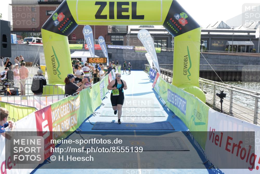 10.08.2025 - GEWOBA Citytriathlon Bremen H.Heesch http://msf.ph/oto/8555139 10.08.2025 15:56:05 Ziel 413 meine-sportfotos.de