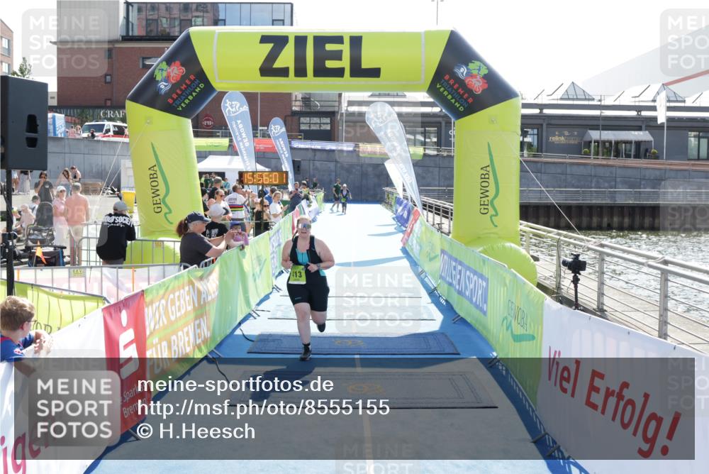 10.08.2025 - GEWOBA Citytriathlon Bremen H.Heesch http://msf.ph/oto/8555155 10.08.2025 15:56:06 Ziel 413 meine-sportfotos.de
