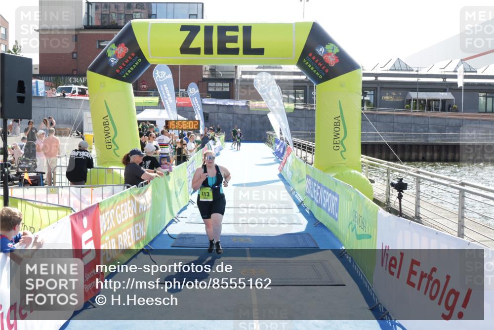 10.08.2025 - GEWOBA Citytriathlon Bremen H.Heesch http://msf.ph/oto/8555162 10.08.2025 15:56:06 Ziel 413 meine-sportfotos.de