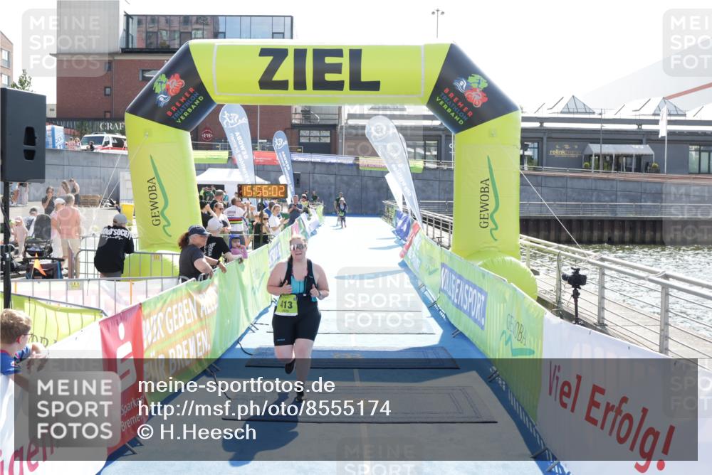 10.08.2025 - GEWOBA Citytriathlon Bremen H.Heesch http://msf.ph/oto/8555174 10.08.2025 15:56:06 Ziel 413 meine-sportfotos.de